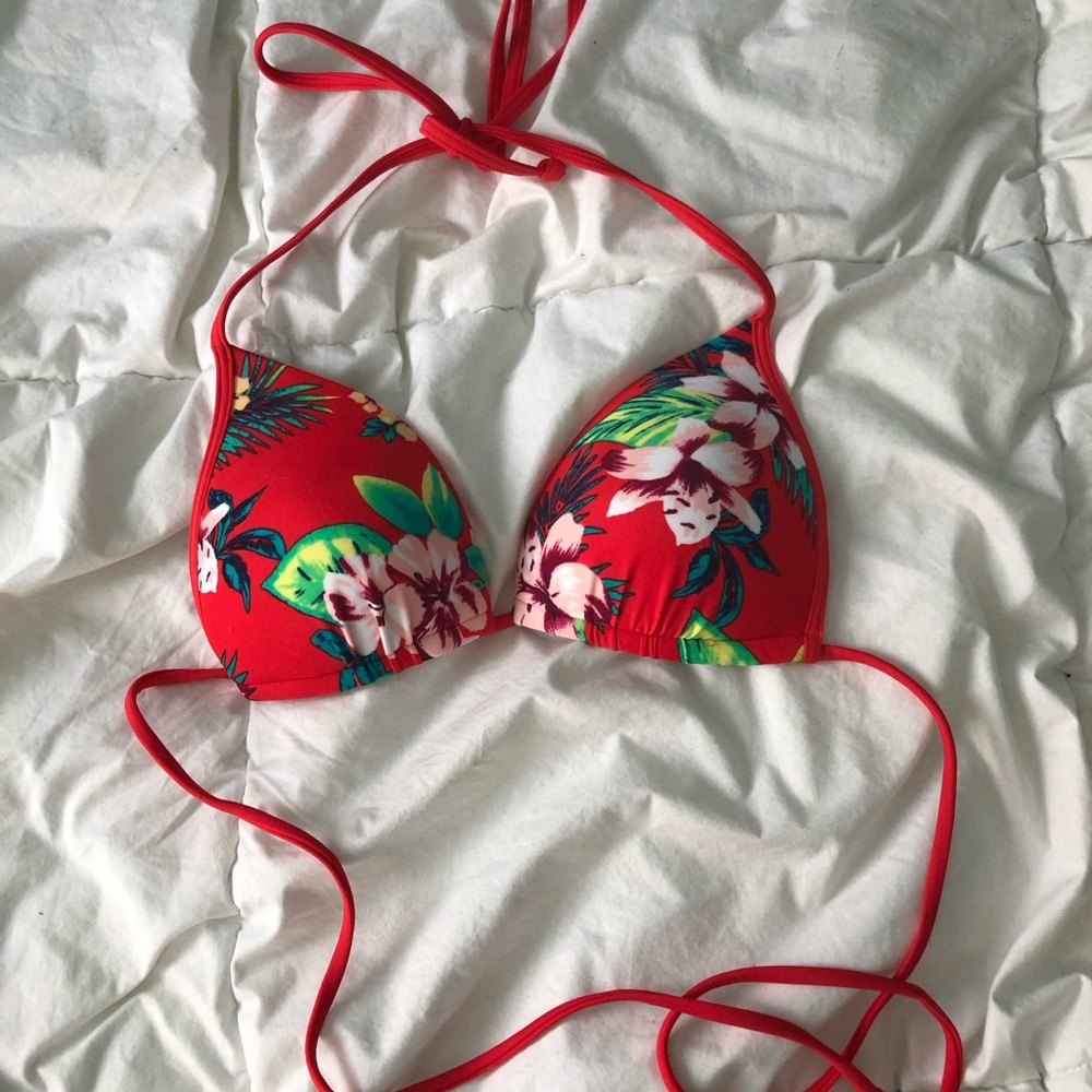 Red floral bikini top